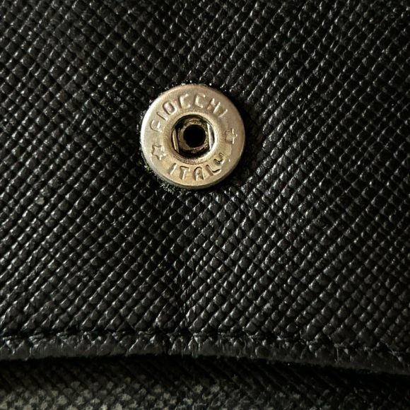 Authentic PRADA double snap long leather black wallet - Picture 4 of 16